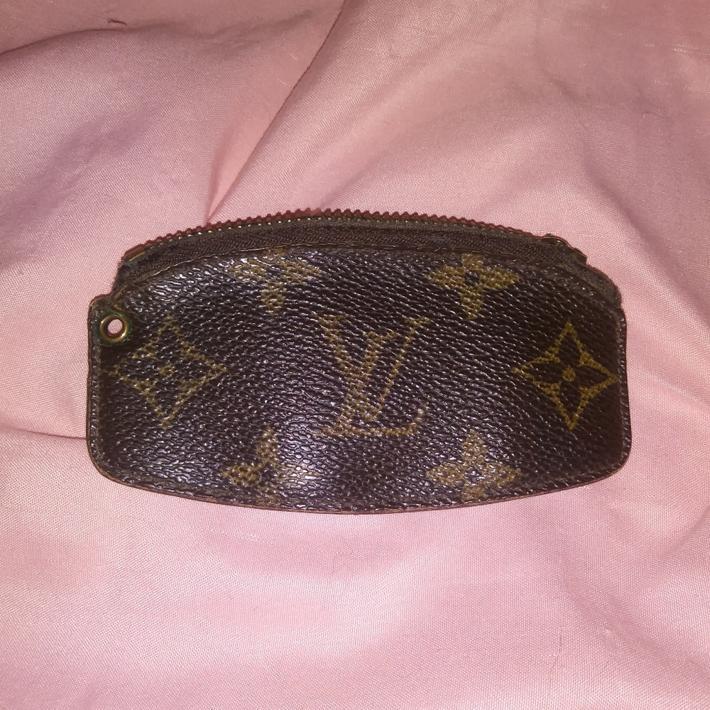 Authentic vintage Louis Vuitton coin purse